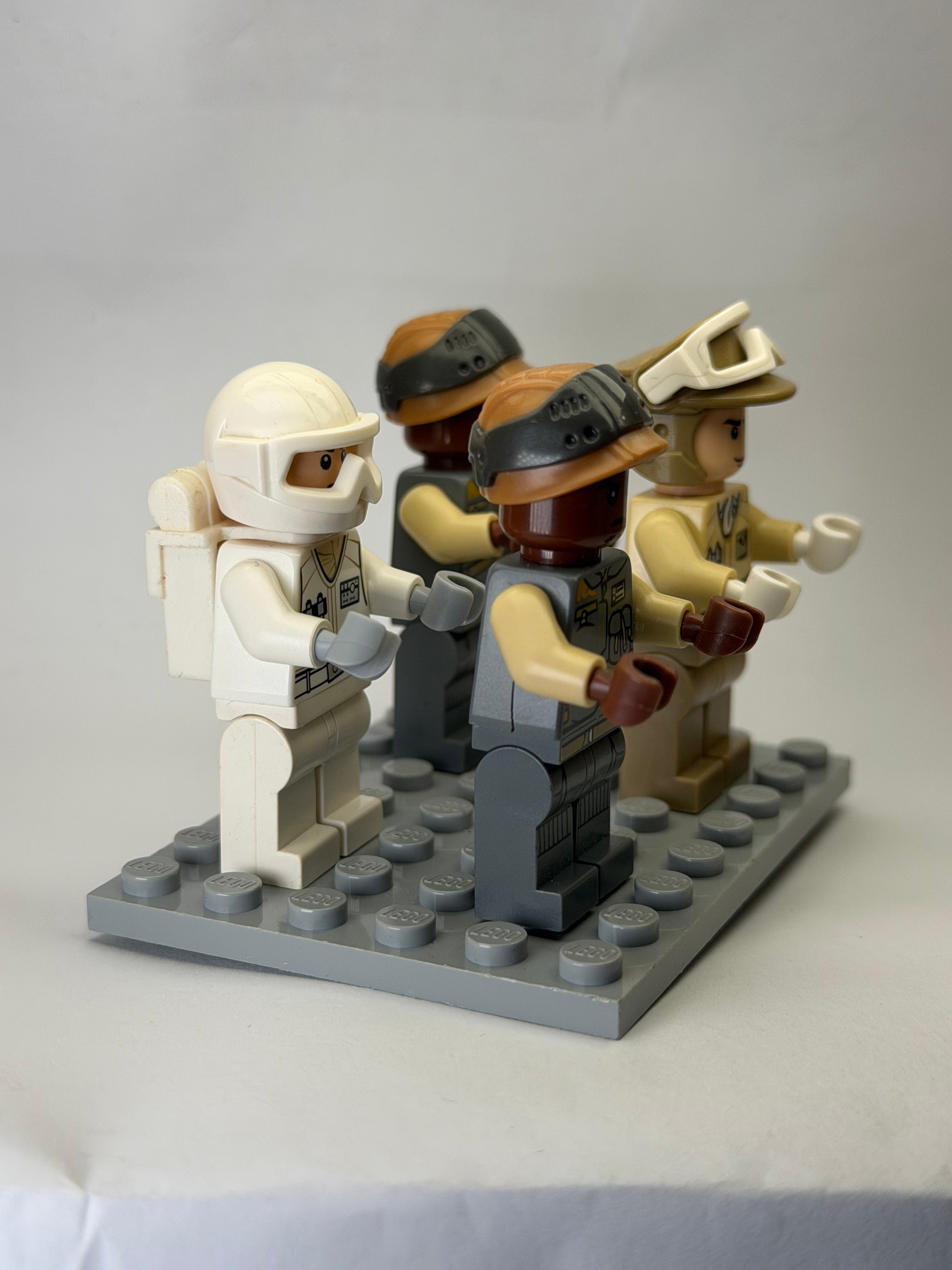 4 Rebel Trooper Minifigure Bundle