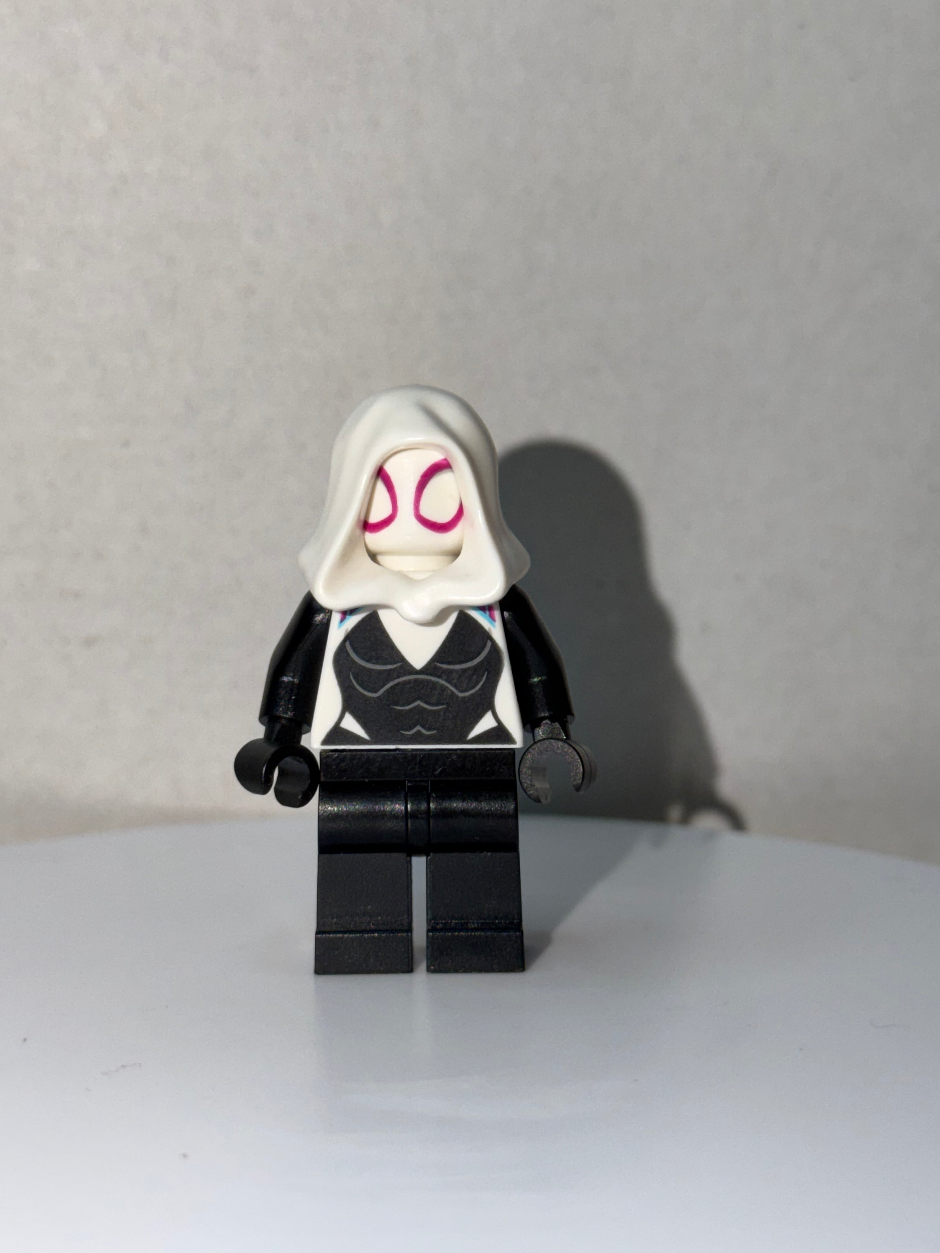 Ghost Spider - sh0682
