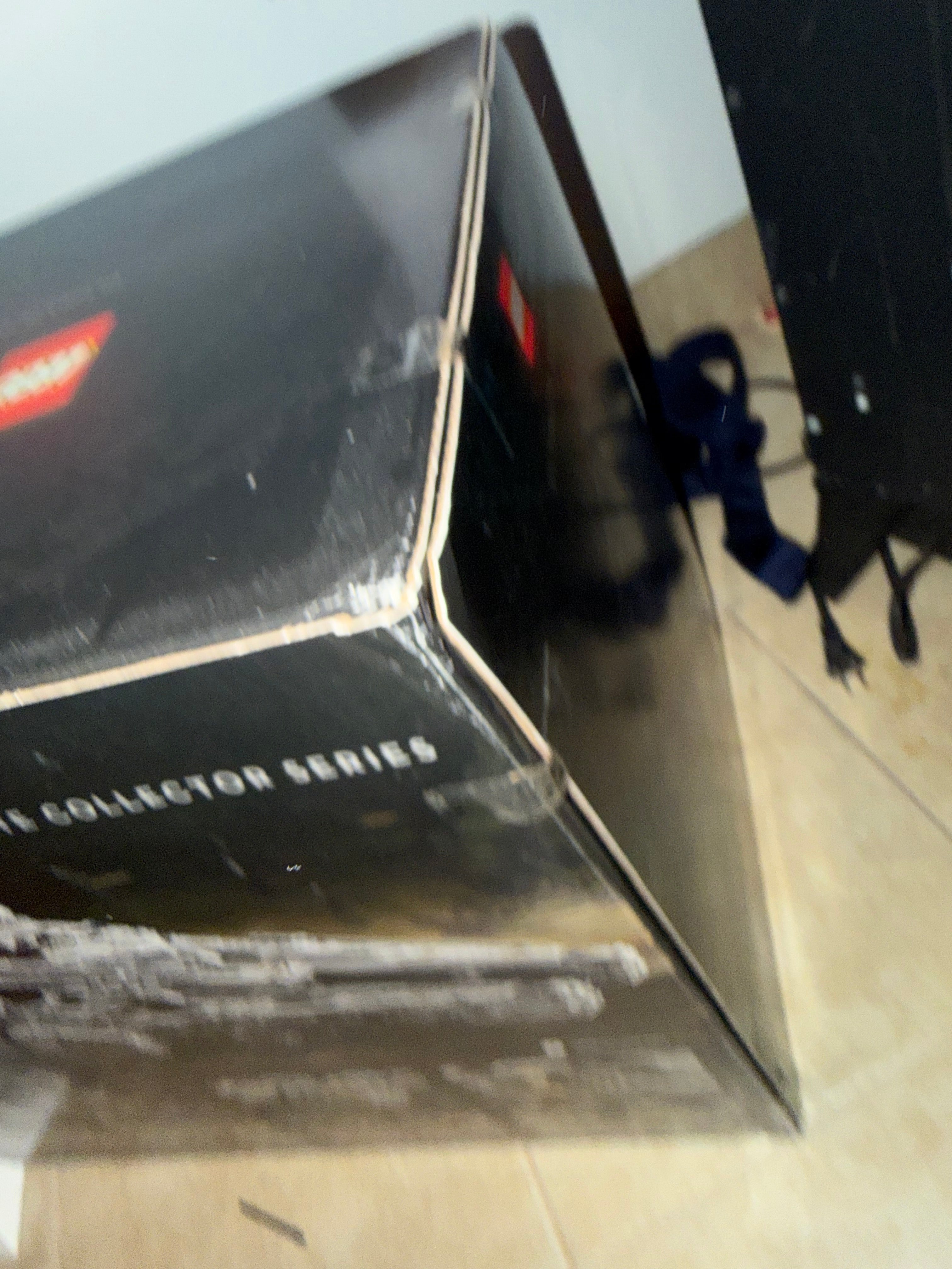 Star Wars Millennium Falcon UCS - 75192 NEW/Sealed