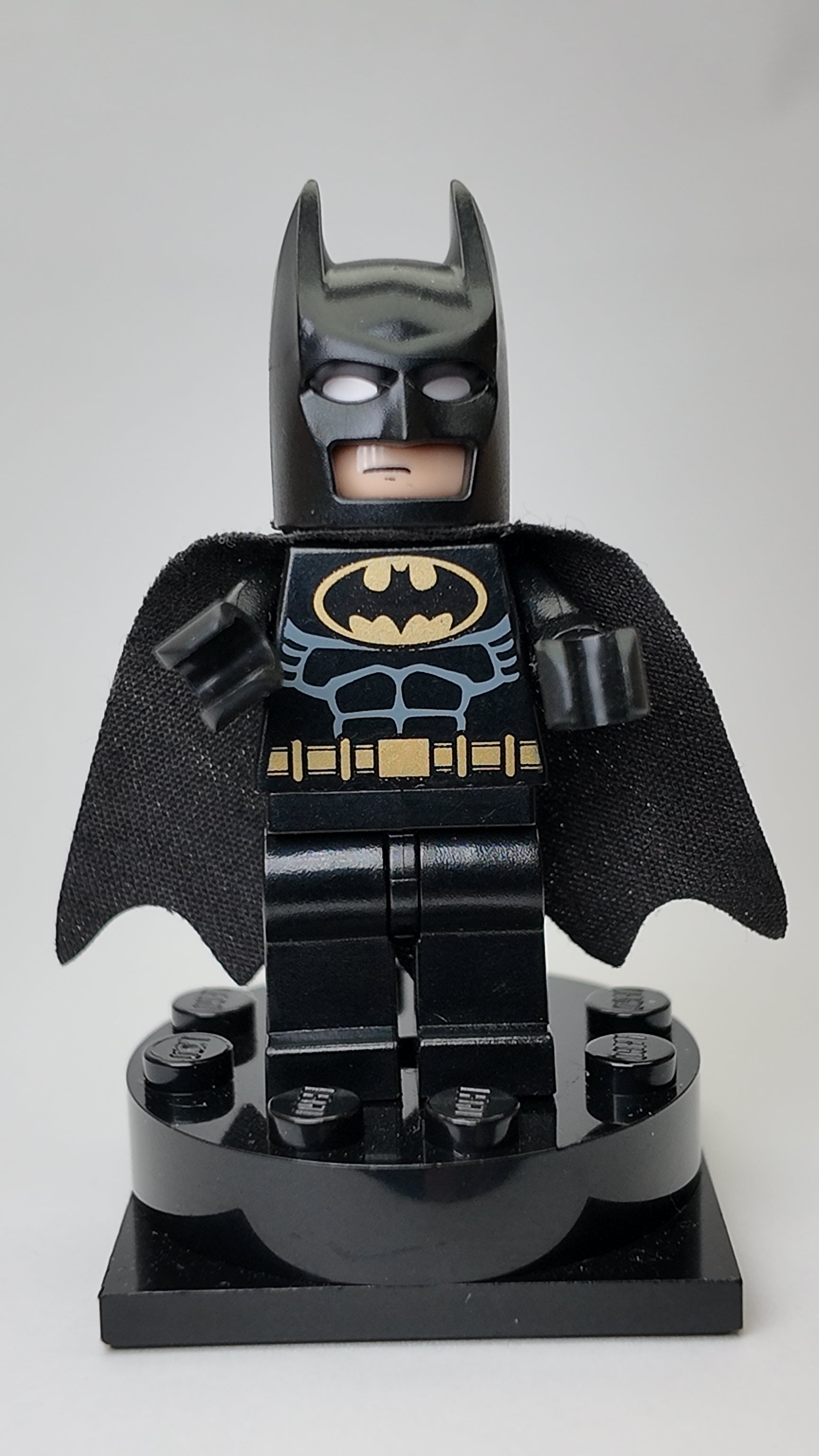 Batman - Black Suit - bat002
