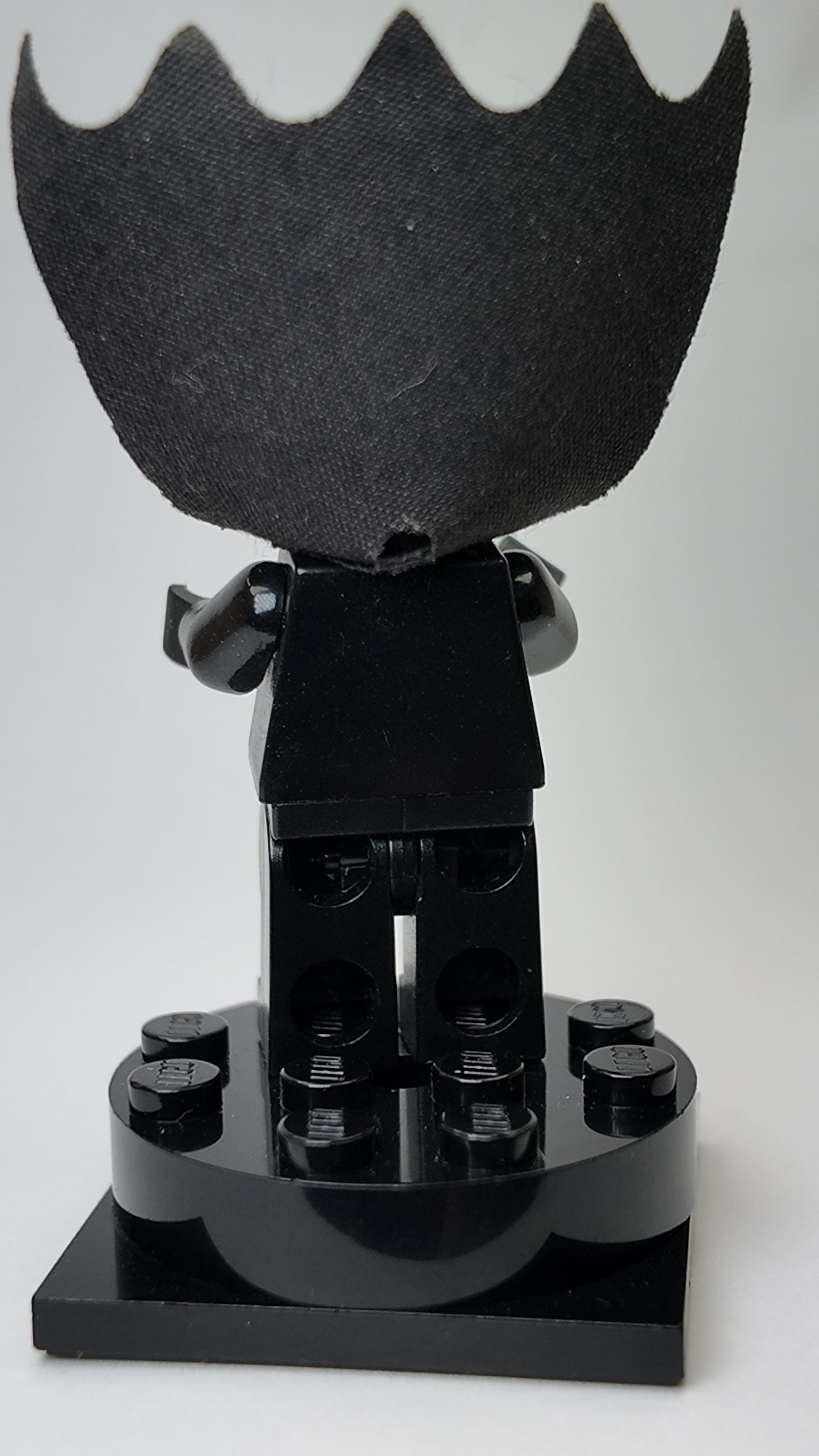 Batman - Black Suit - bat002