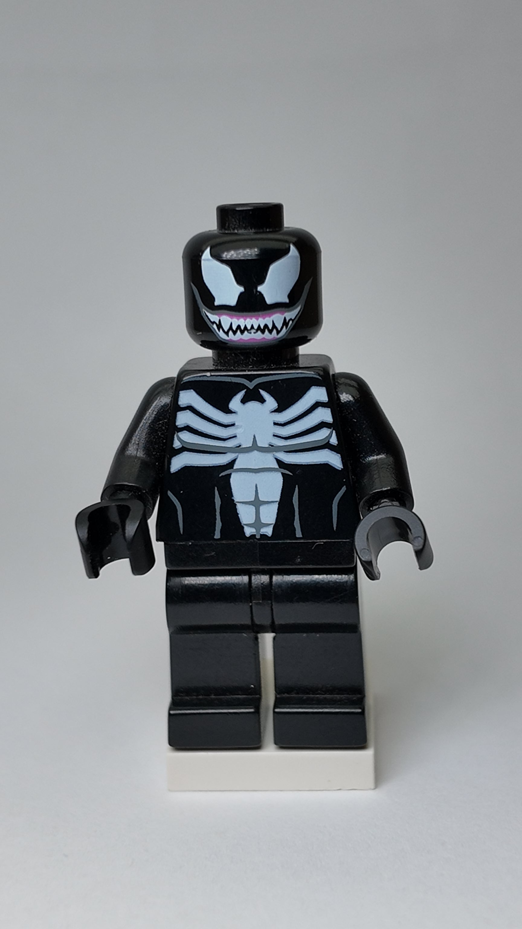 Venom - Teeth Together - sh0113