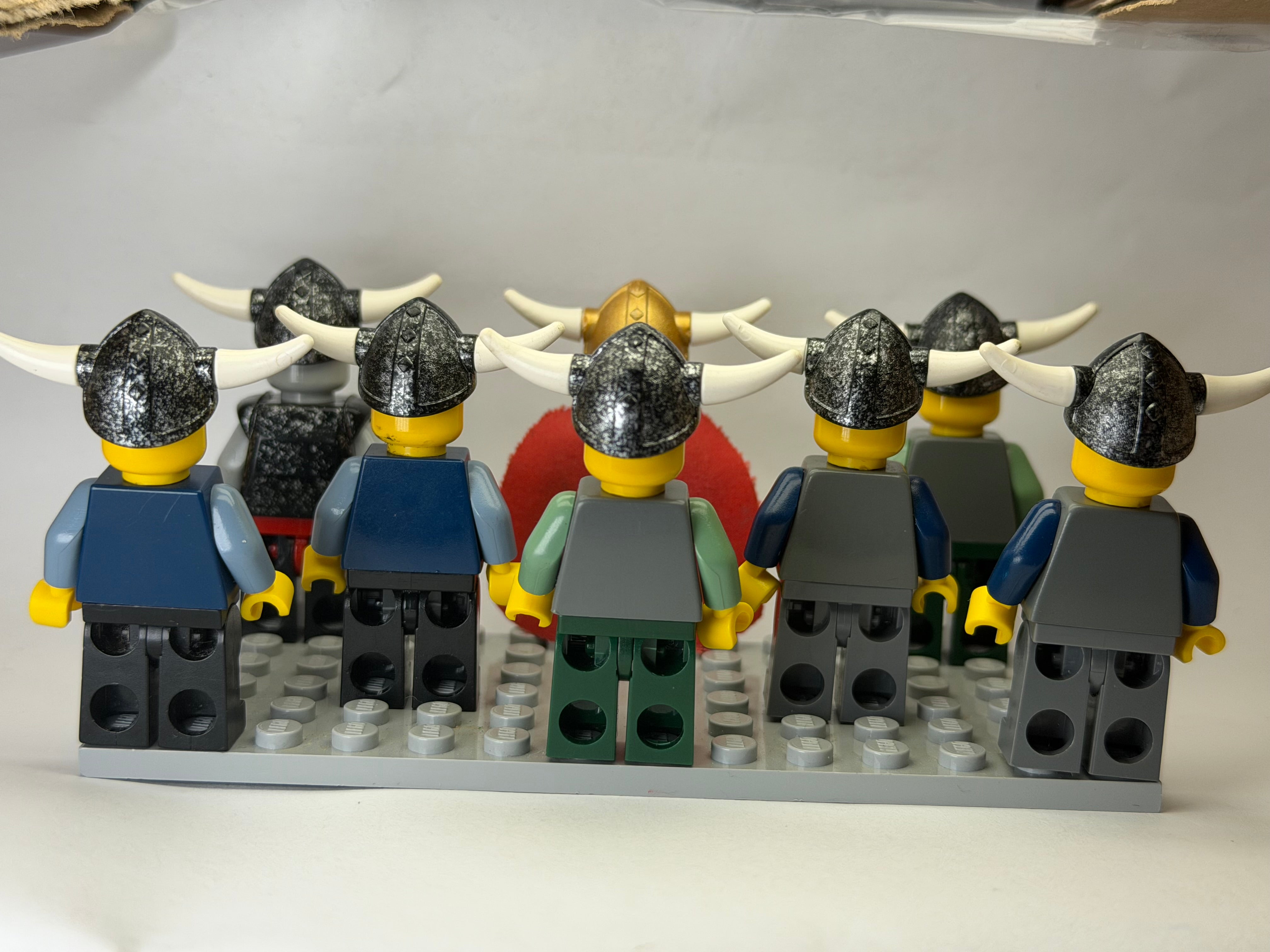 8 Viking Minifigure Bundle