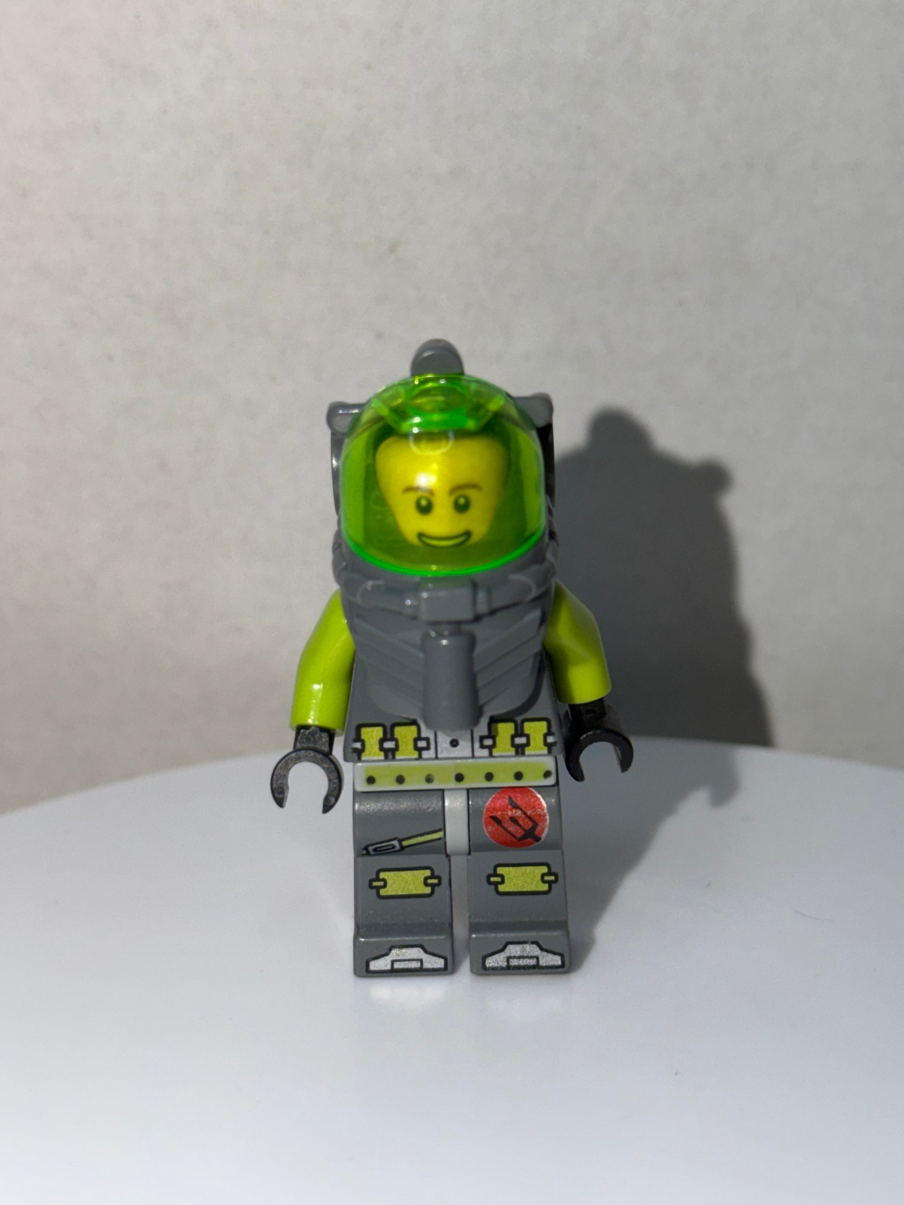 Atlantis Diver